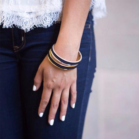 Bracelet porte élastique pour cheveux