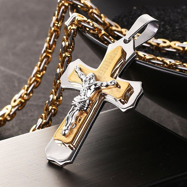 Collier avec pendentif Croix de Jésus Christ
